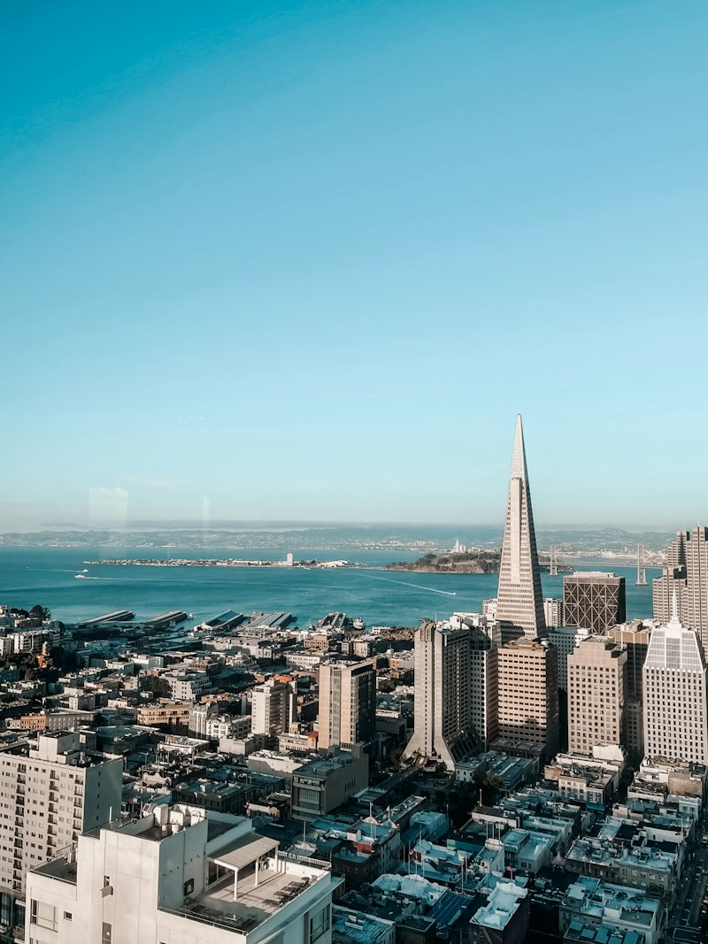 San Francisco's Financial District and the Transamerica Pyramid, seen from a rooftop